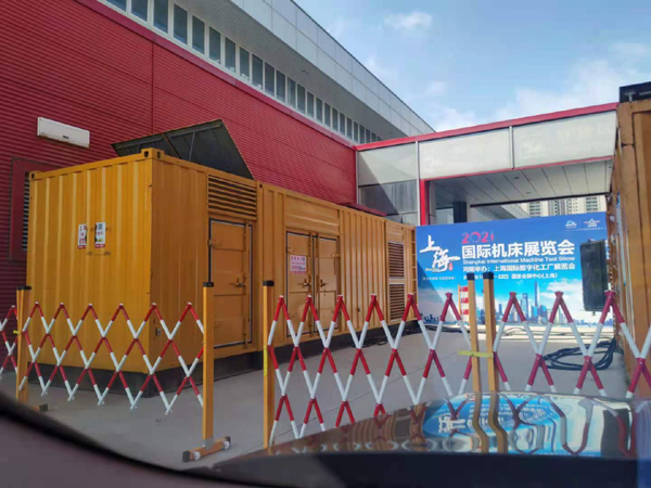 泰兴发电车出租-发电机无电压或电压太低怎么办？